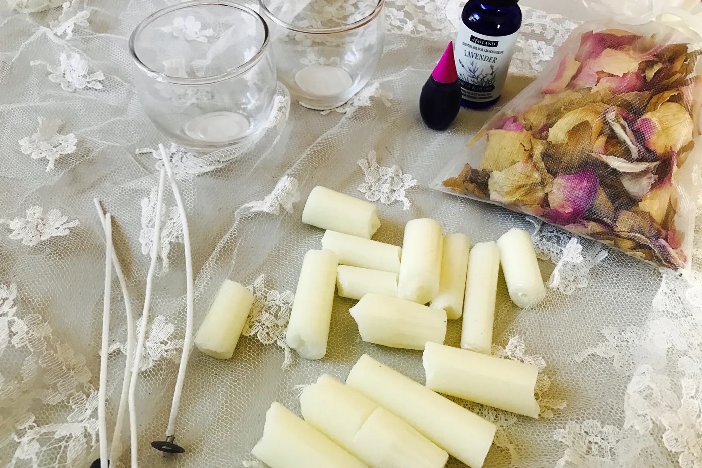 6 Easy Steps to Homemade Candles