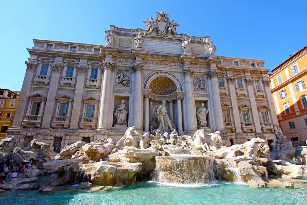 A walk in beautiful Rome